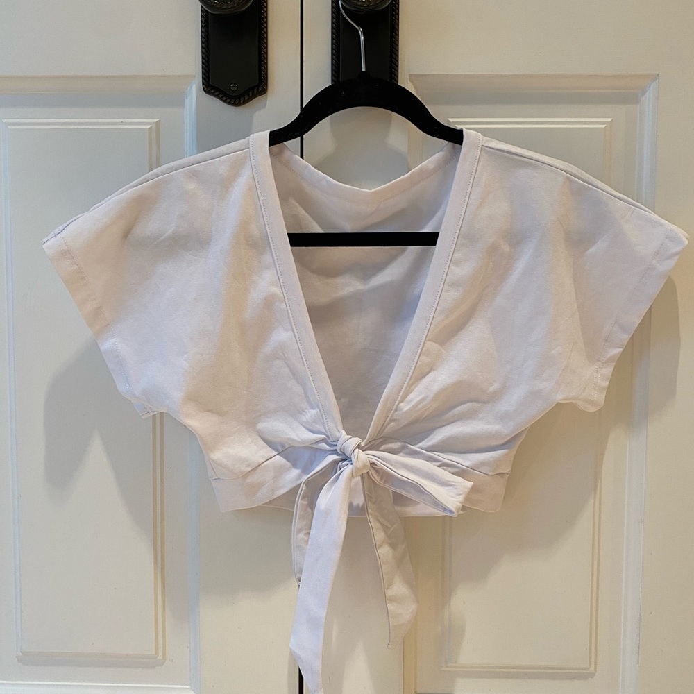 White tie crop top